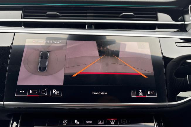 Audi A8 Photo 21
