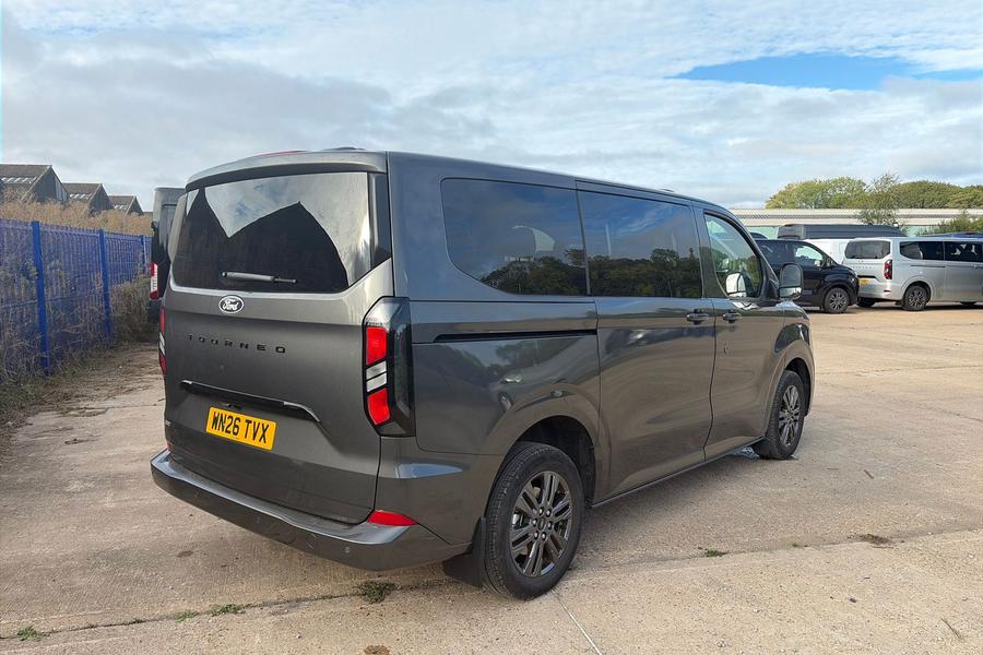 Ford TOURNEO CUSTOM Photo autoimg-ab6db55486f5cb635d79dab9b53708d6f646fa65.jpg