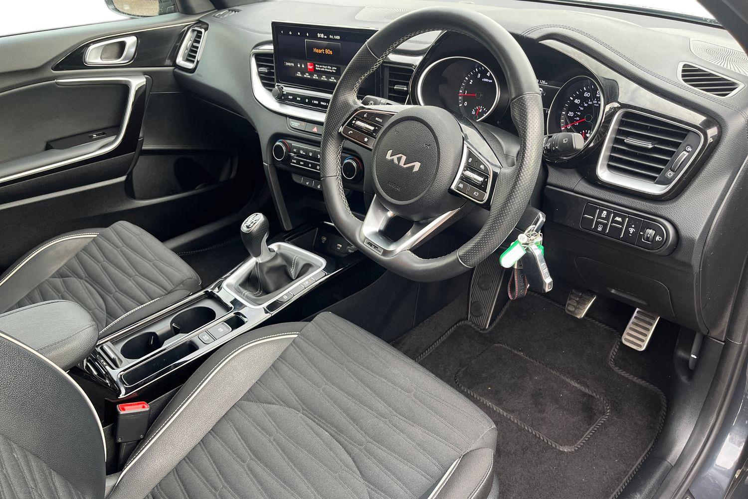 Kia CEED Photo 8