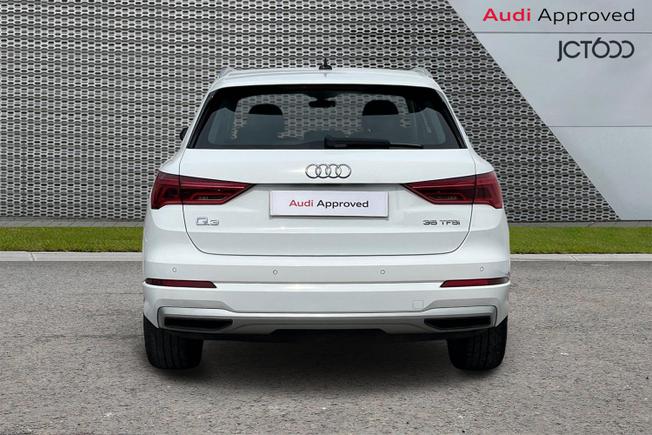 AUDI Q3 Photo 7