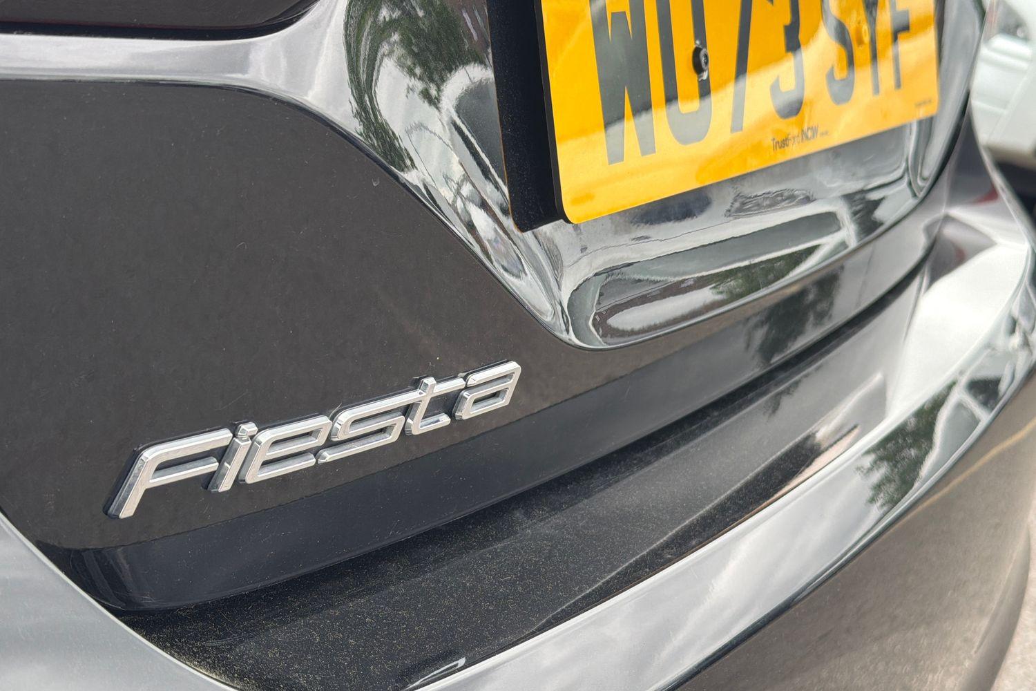 Ford FIESTA Photo 36