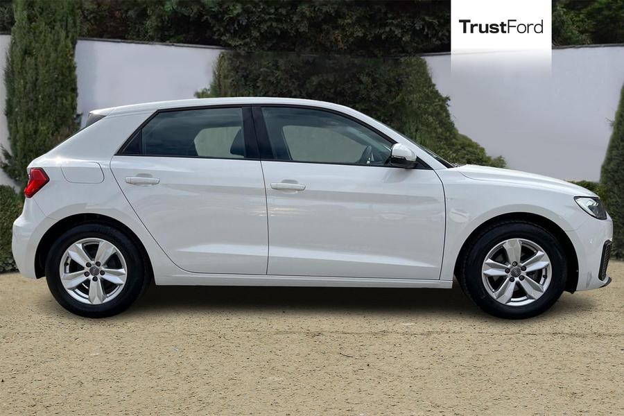 Audi A1 Photo autoimg-ab81003e05ccf8fabcae4cacb55890d6324d86a7.jpg
