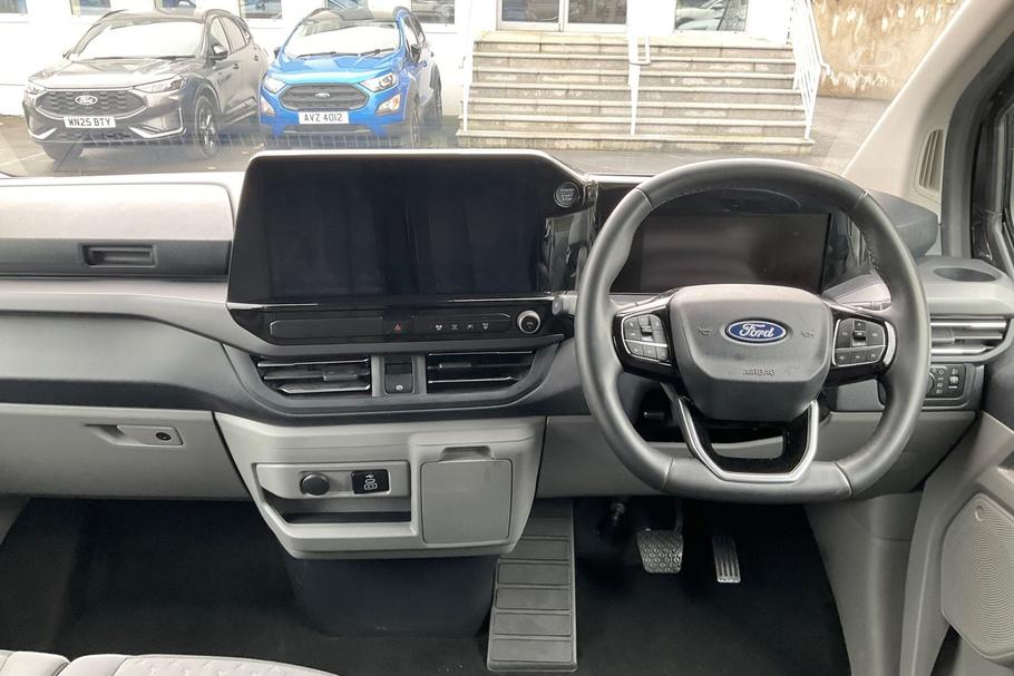 Used Ford Tourneo Custom HG24YSX 24