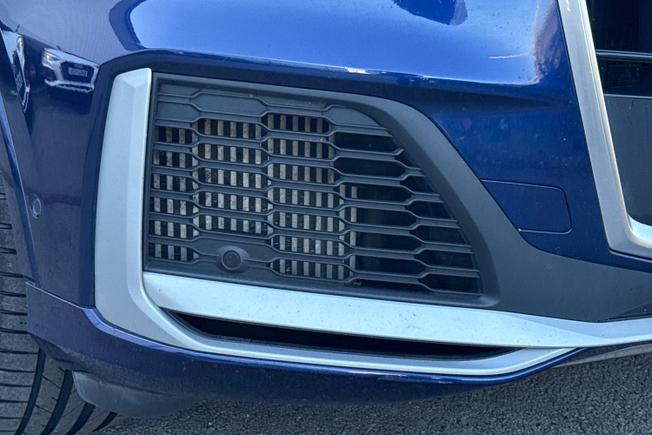 AUDI Sq7 Photo 21