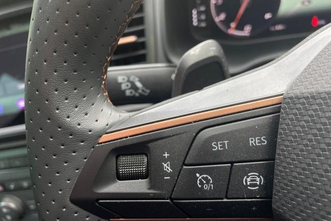 CUPRA Ateca Photo 16
