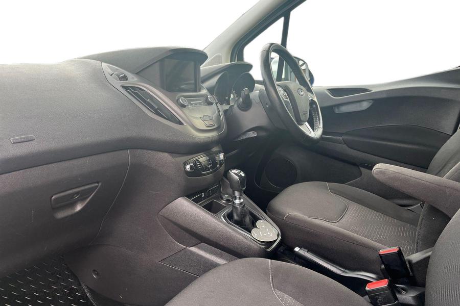 Ford TRANSIT COURIER Photo autoimg-ab976433c6b9323e04dbe1be80638e44d5edfb0d.jpg