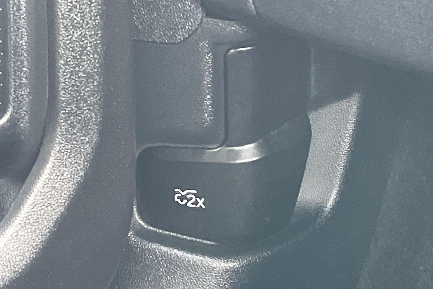 Ford KUGA Photo 25