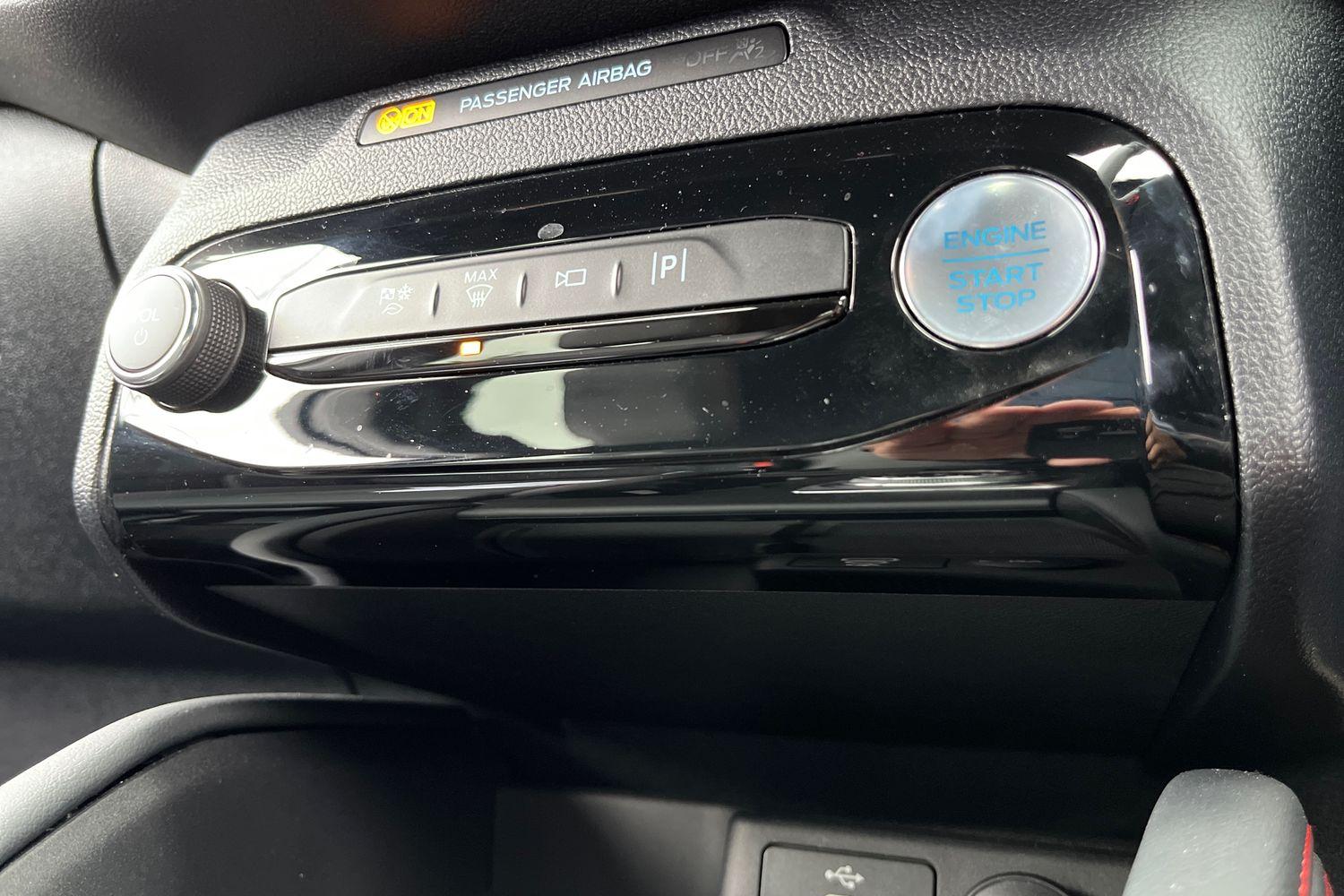 Ford Kuga Photo 33