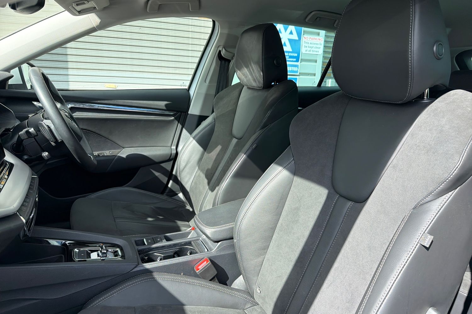 Skoda OCTAVIA Photo 18