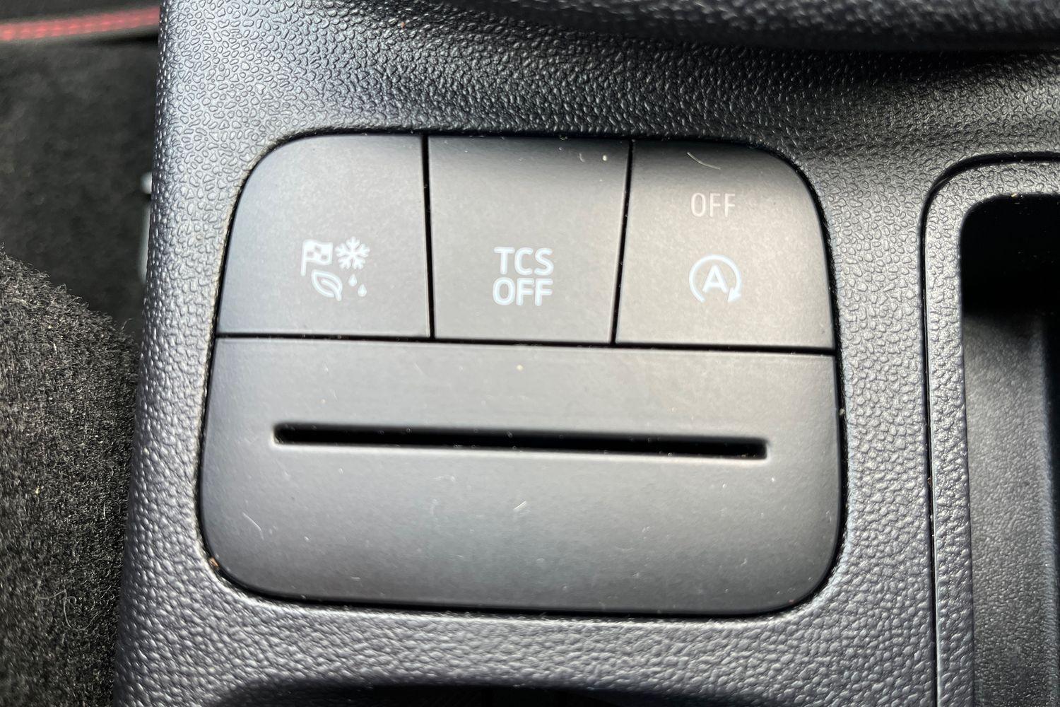 Ford FIESTA Photo 28