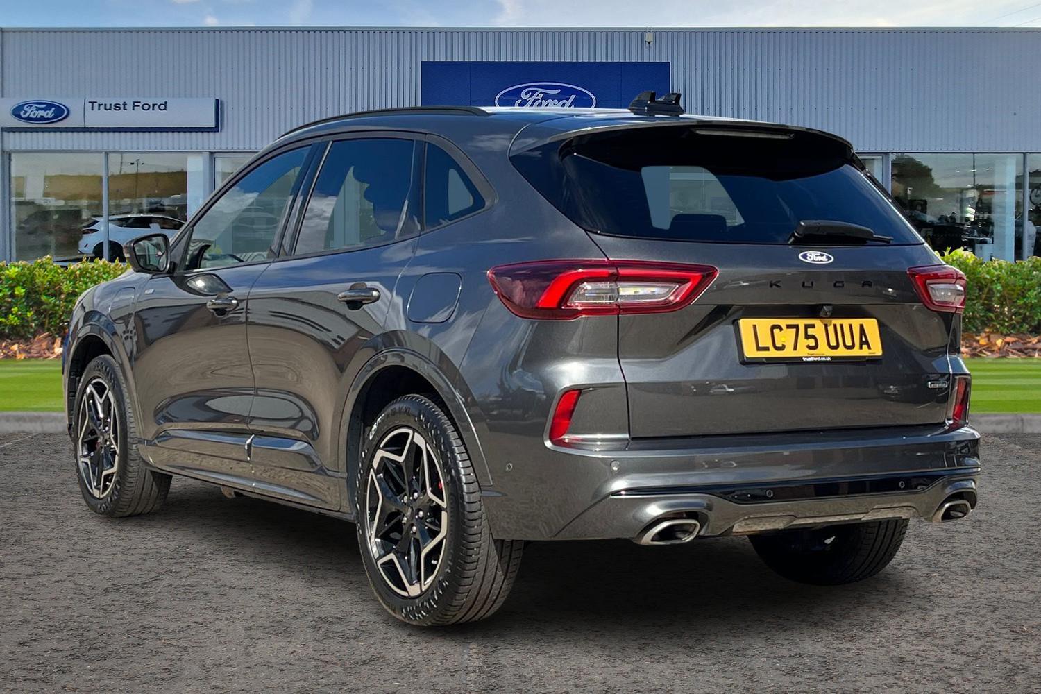 Ford Kuga Photo 1