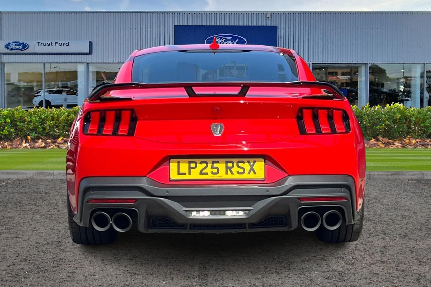 Ford MUSTANG Photo 6