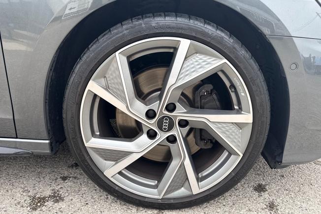 AUDI S3 Photo 31