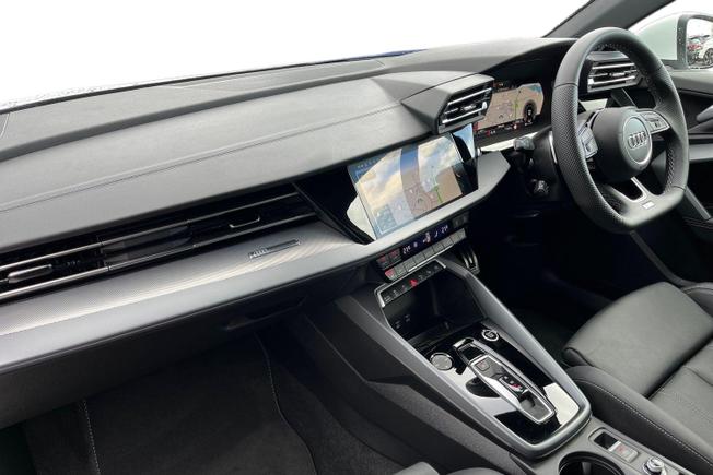 AUDI A3 Photo 2