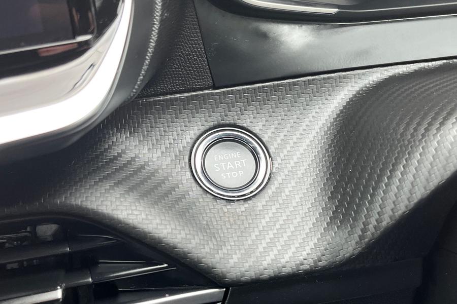 Peugeot 2008 Photo autoimg-abade8d3ea75ddc257fb738713e705caea41c523.jpg