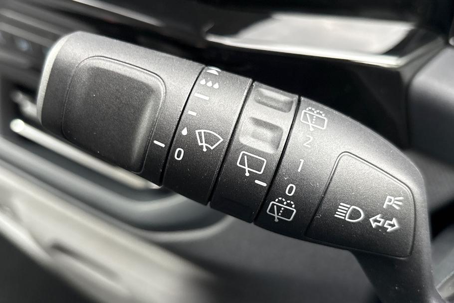 Used Ford E-TOURNEO CUSTOM BJ75XYH 26