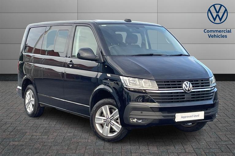 Used 2024 VOLKSWAGEN Transporter T32 Highline Kombi DSG SWB Euro 6 150ps *REAR CAMERA*HEATED SEATS* Deep Black at JCT600