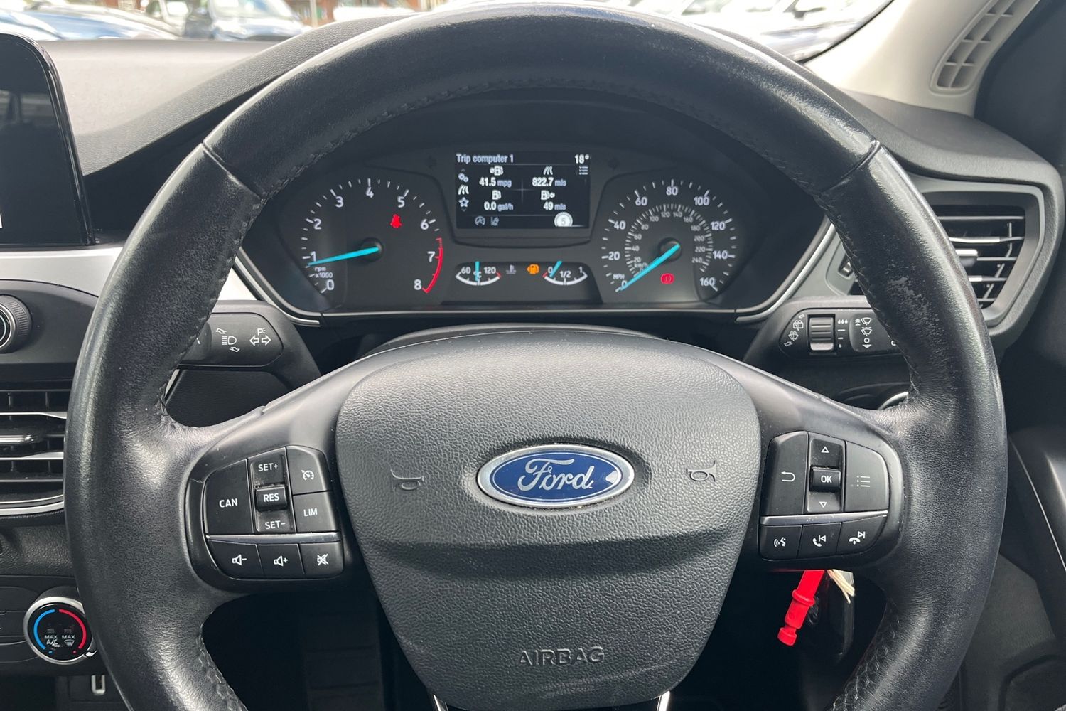 Ford FOCUS Photo 11