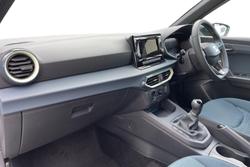 SEAT Arona Photo 2
