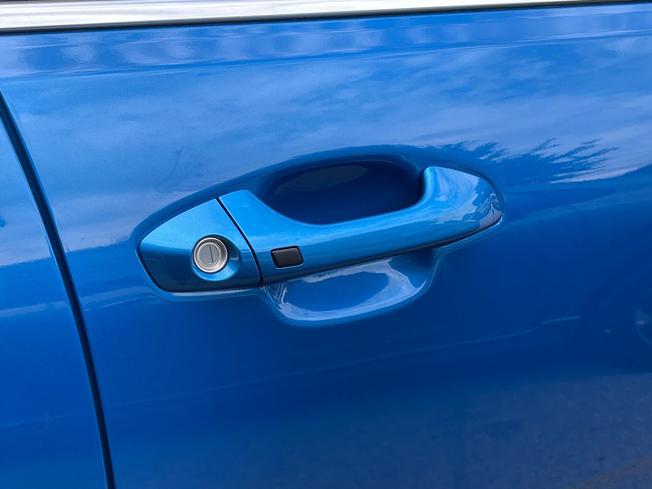 KIA Stonic Photo 24
