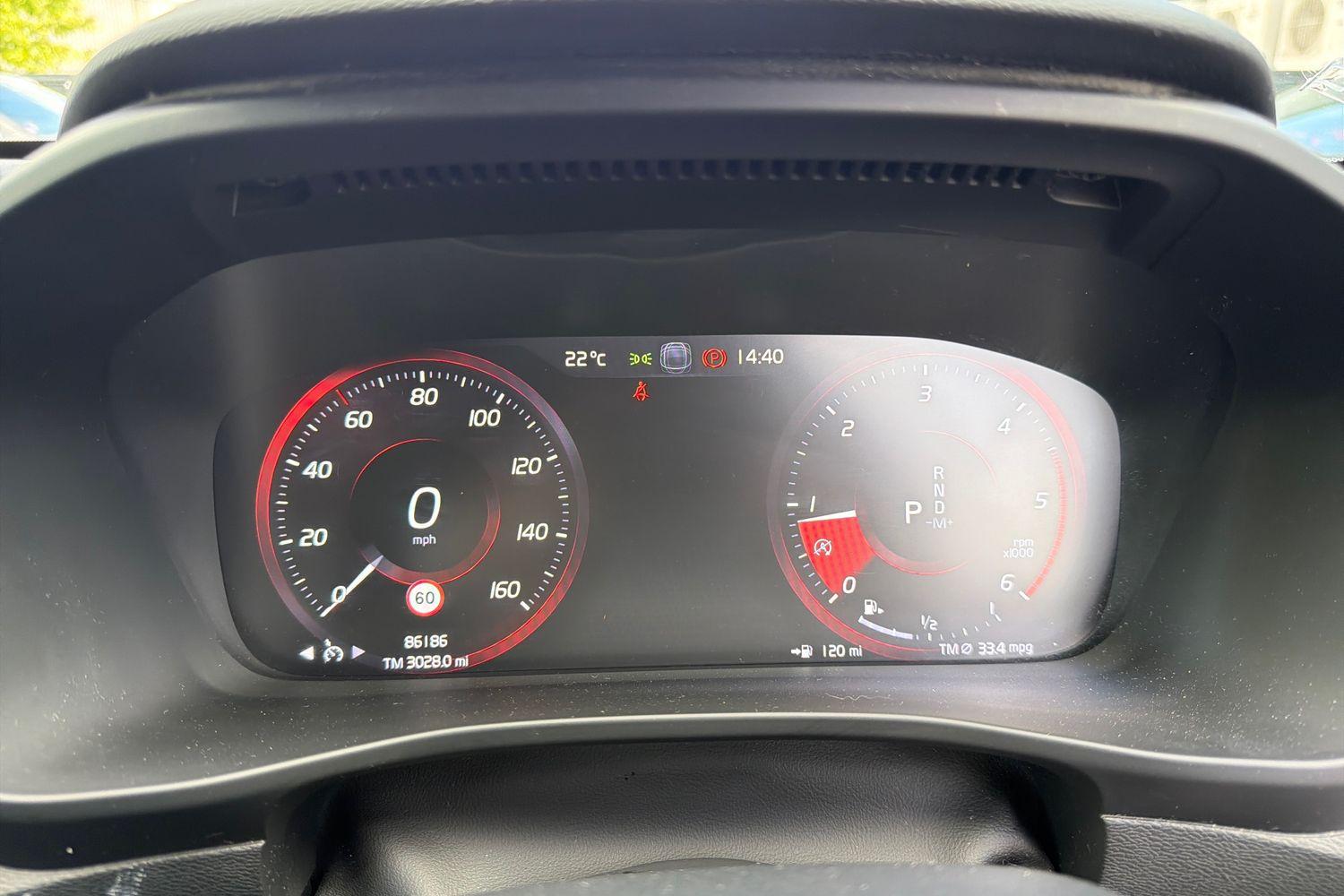 Volvo XC40 Photo 12