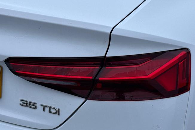 AUDI A5 Photo 18