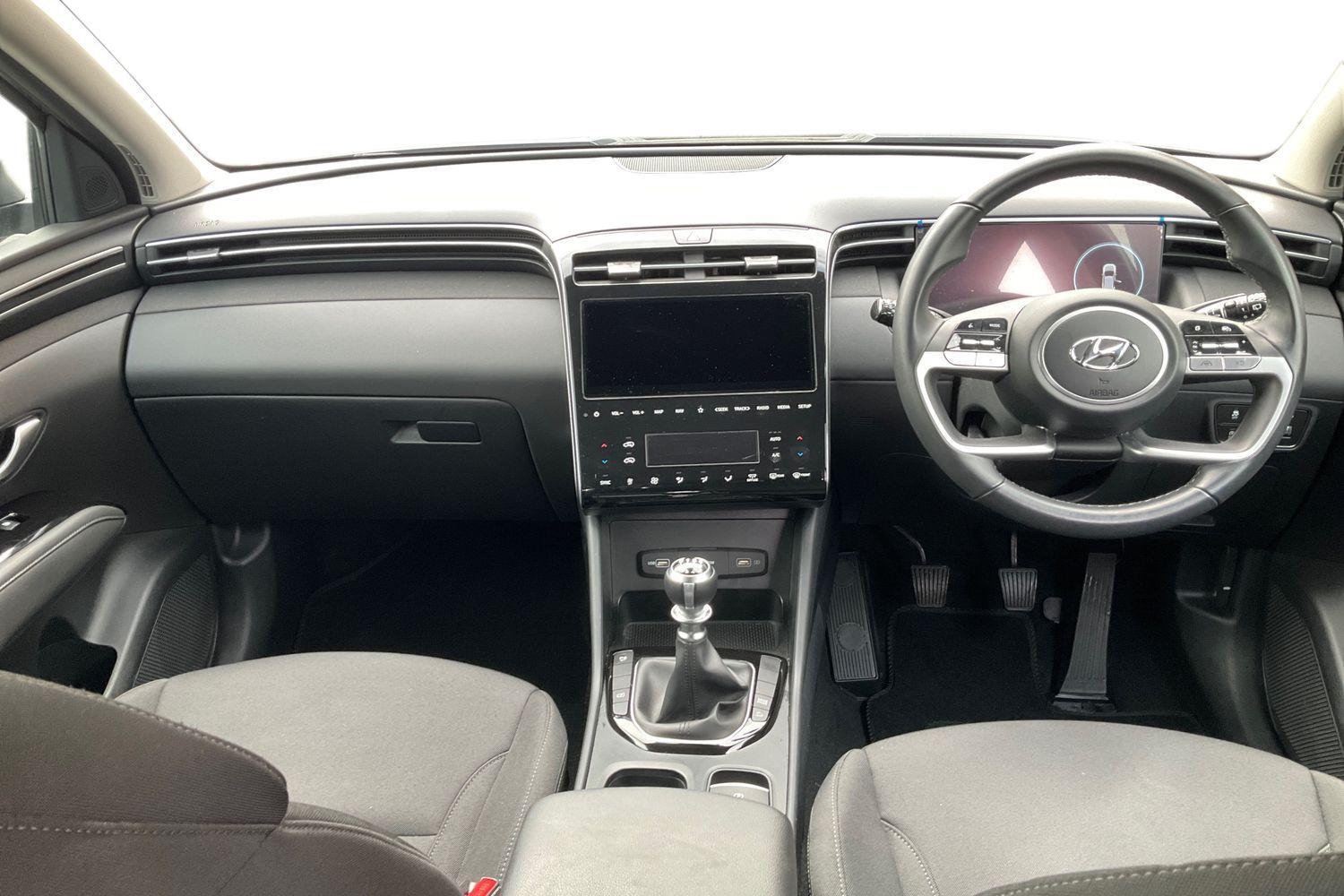 Hyundai TUCSON Photo 9