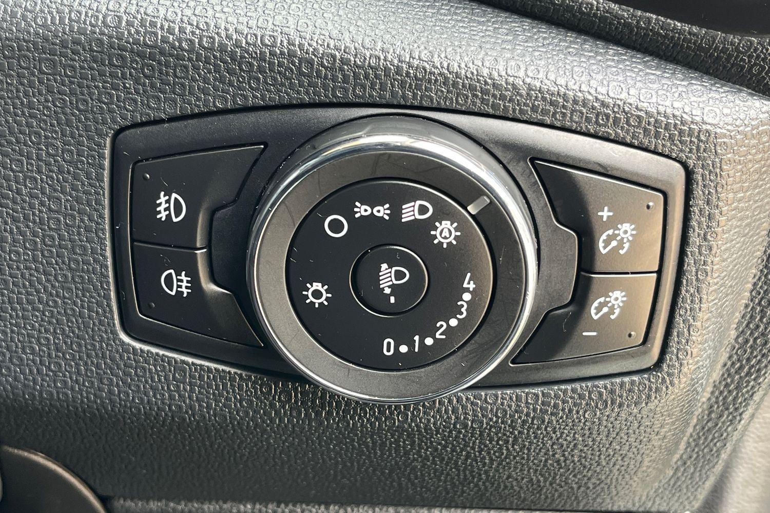 Ford ECOSPORT Photo 23