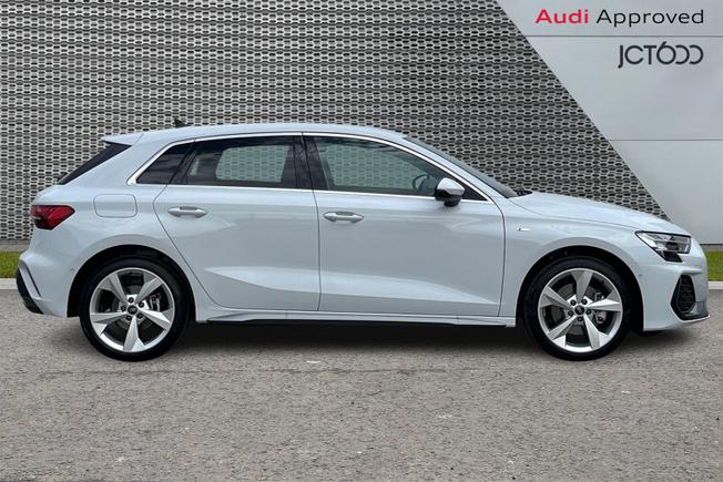 AUDI A3 Photo 4