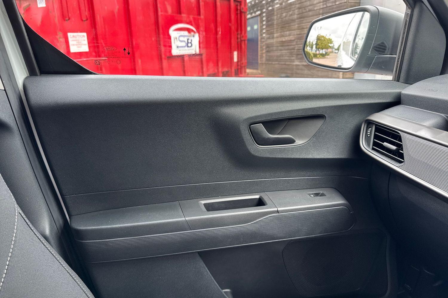Ford TRANSIT COURIER Photo 35