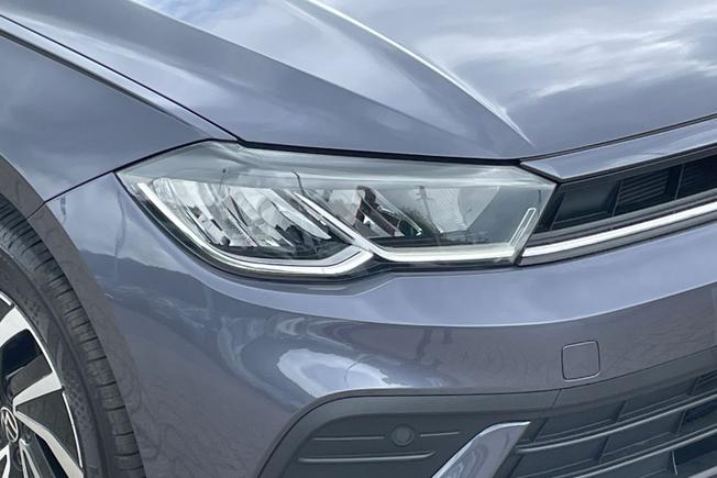 VOLKSWAGEN Polo Photo 19