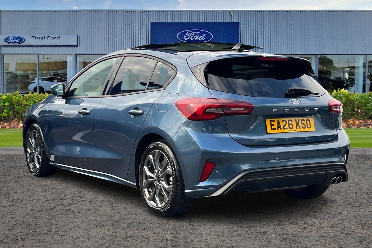 Ford Focus Photo 1