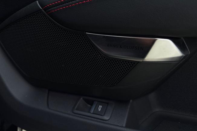 AUDI RS e-tron GT Photo 24