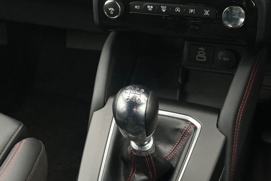 Ford Kuga Photo autoimg-abd36844f0b9365b4d0ed41bc317fc9555da92ad.jpg