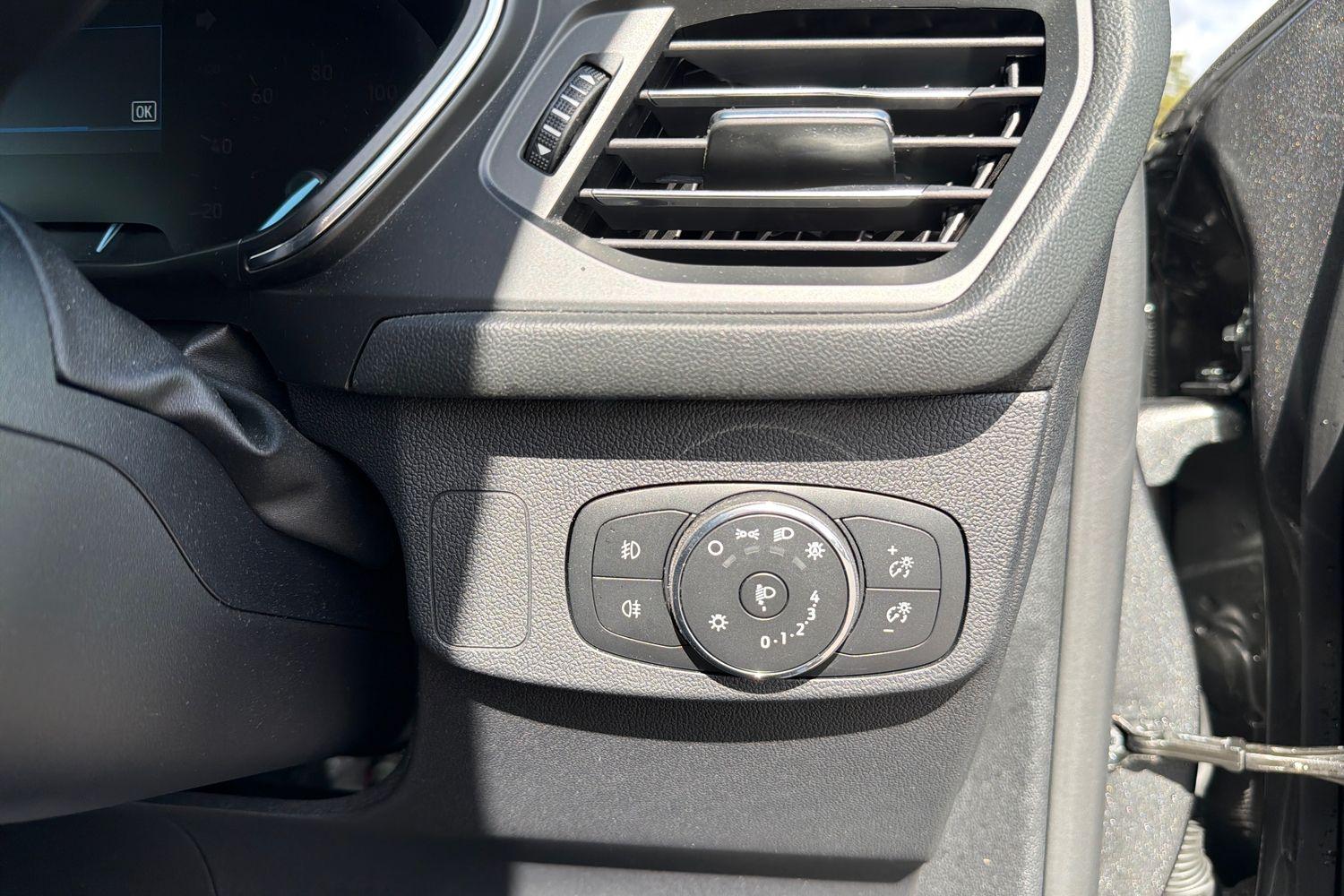 Ford FOCUS Photo 29