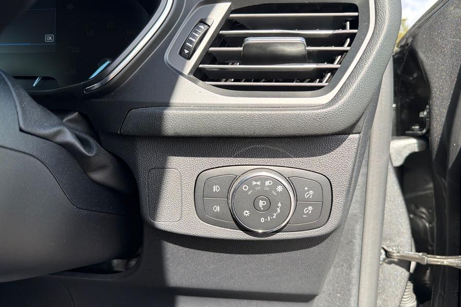 Ford FOCUS Photo autoimg-abd386b3320951a0171c3566686fd39d5690fcac.jpg