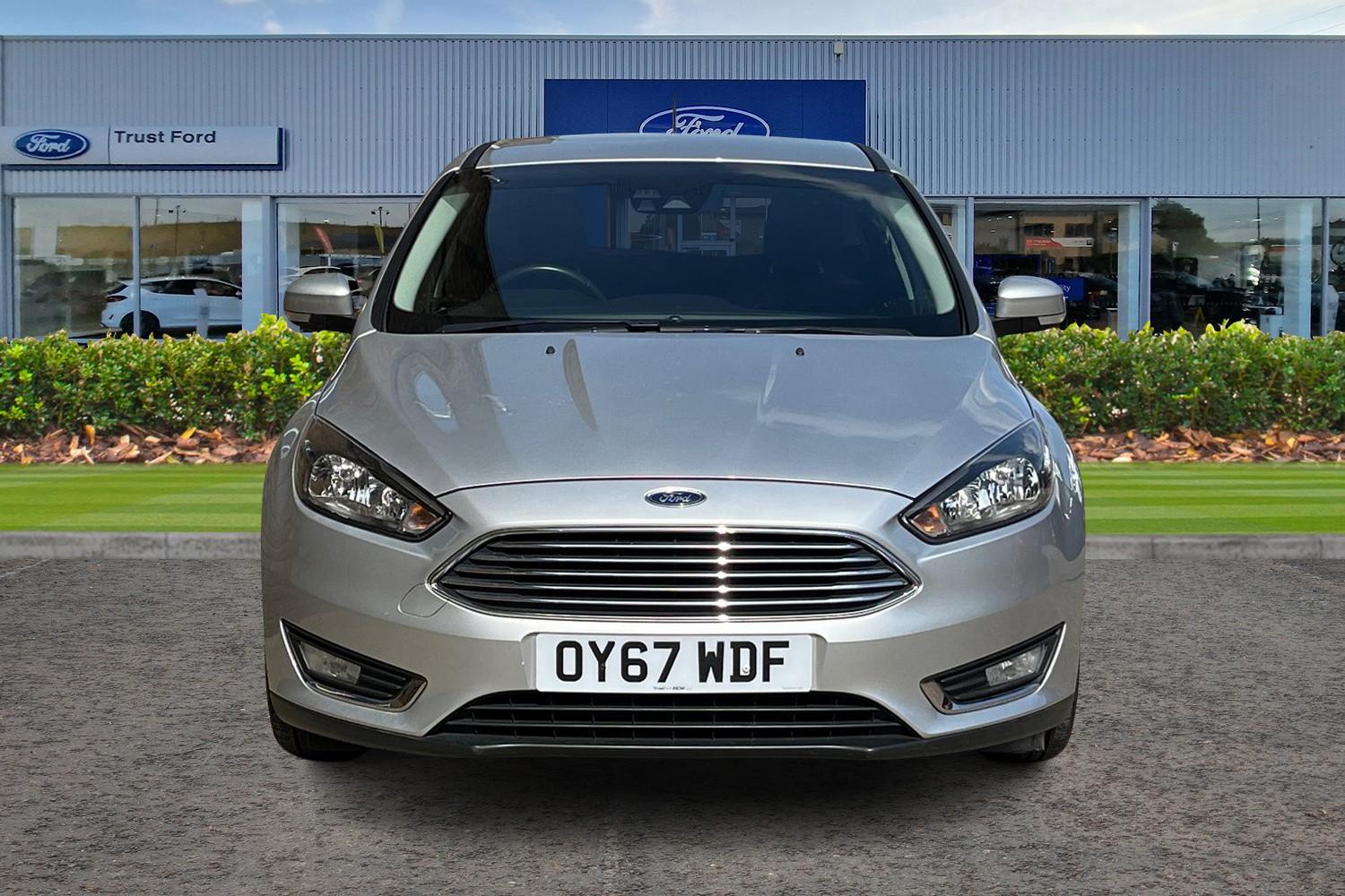 Ford FOCUS Photo 5
