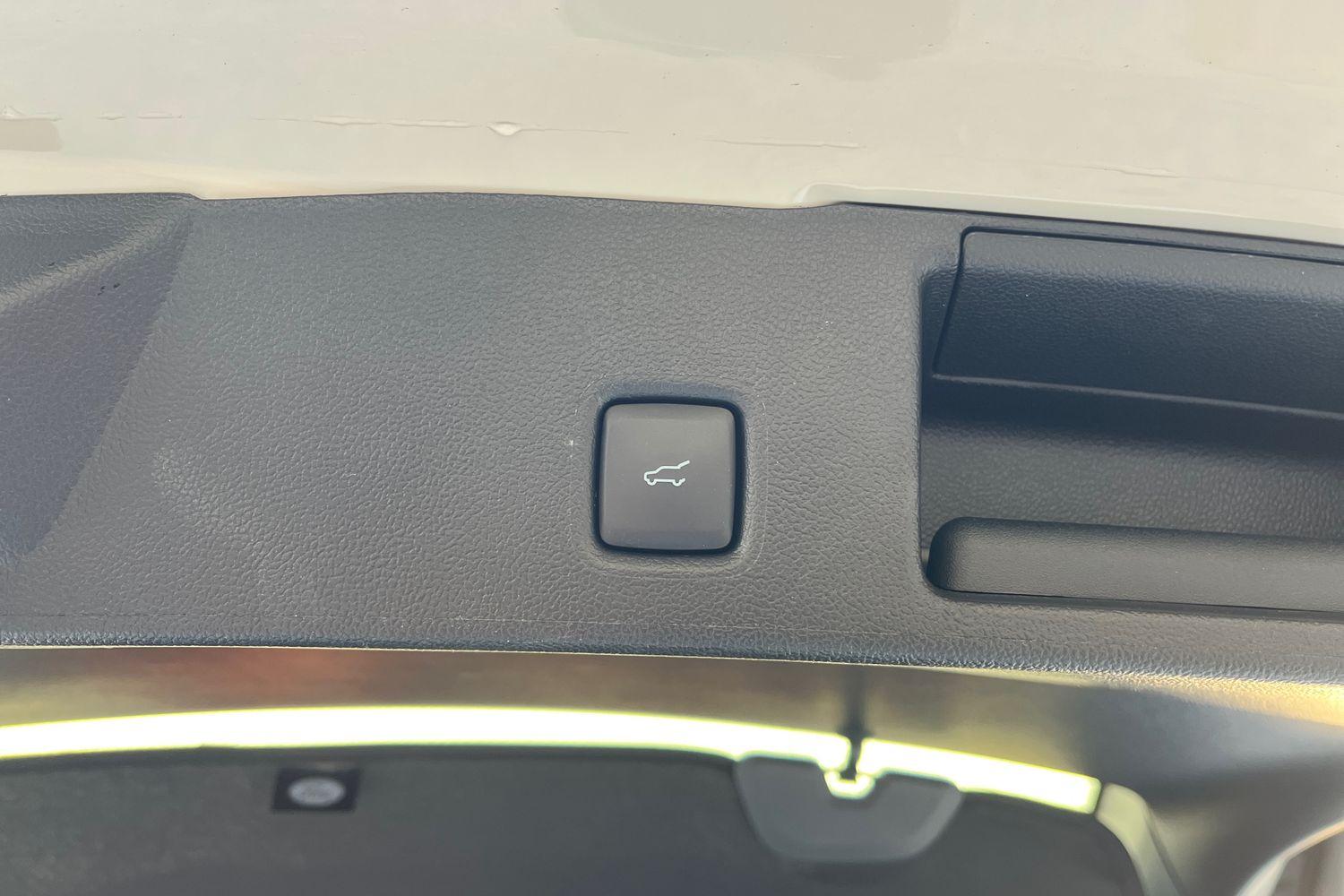 Ford KUGA Photo 24