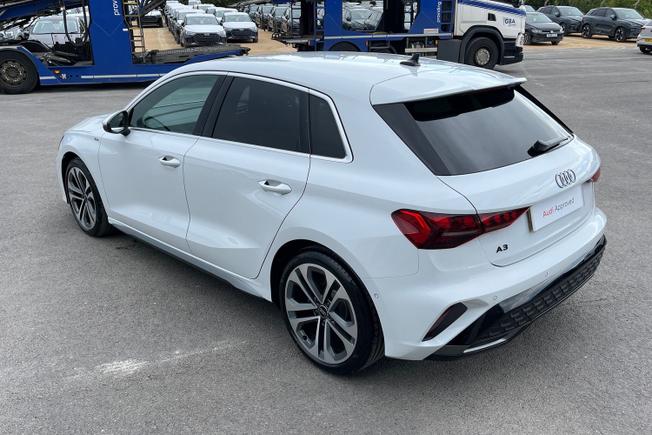 AUDI A3 Photo 26