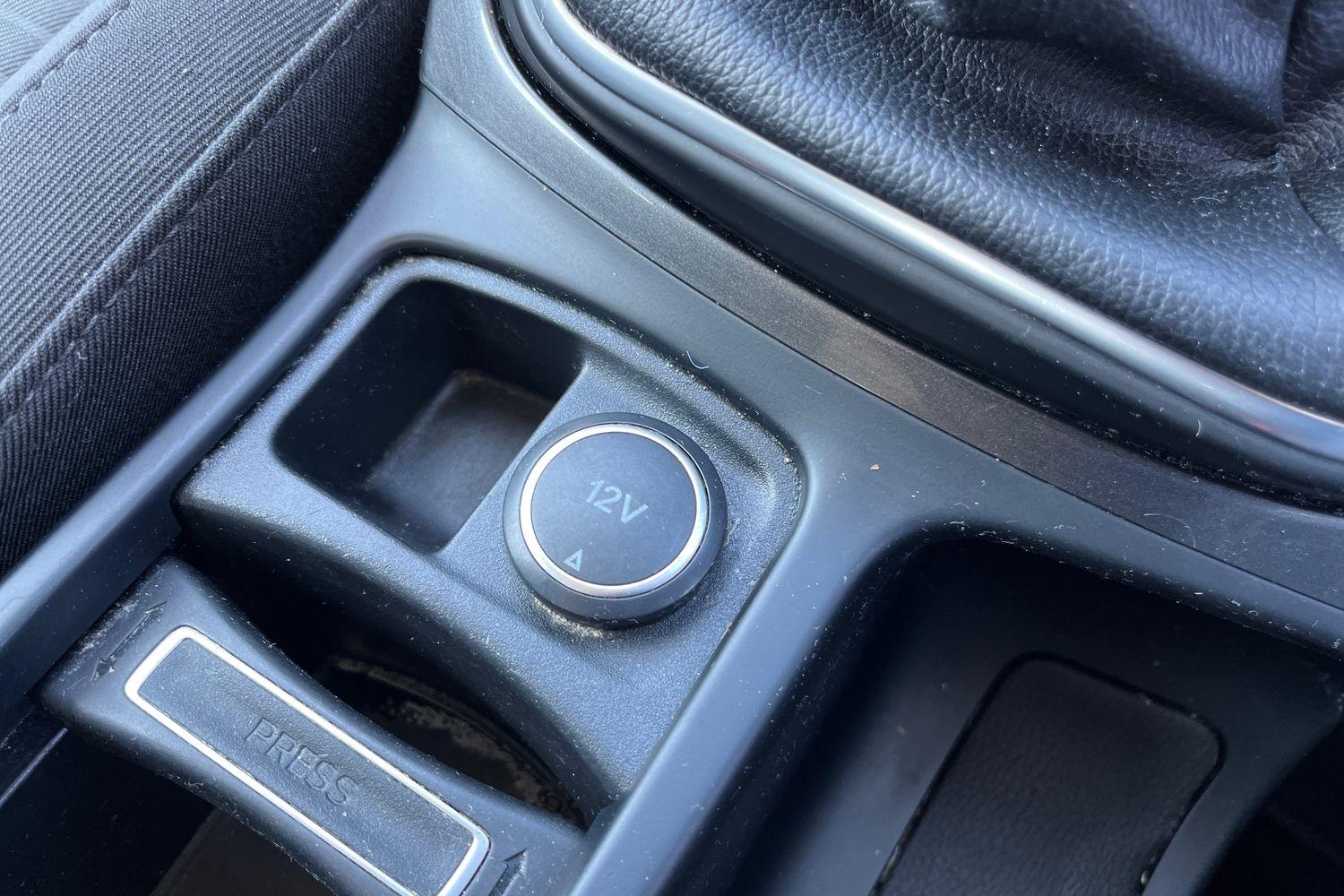 Ford GRAND C-MAX Photo 38