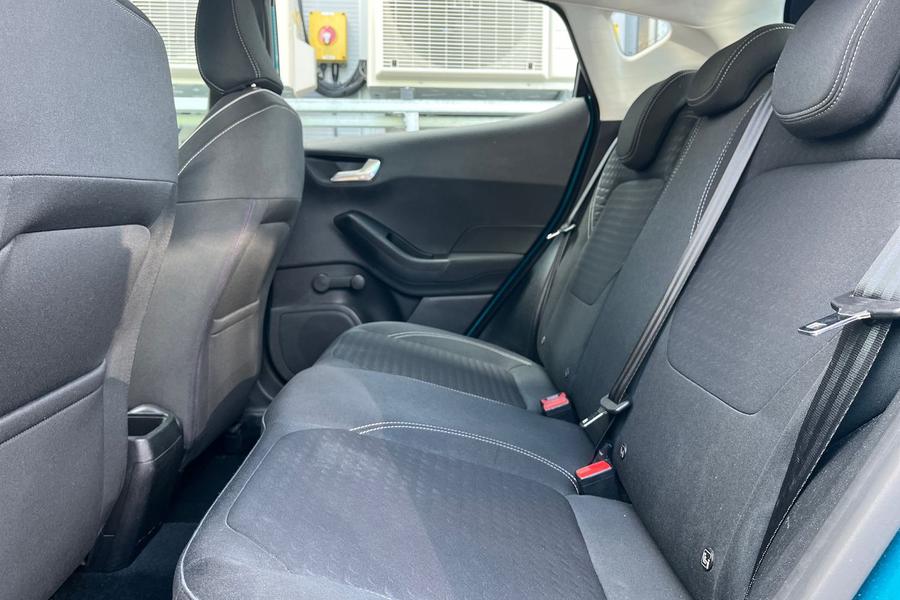 Ford FIESTA Photo autoimg-abde82b7ad5ecdb3e873f7442e6947d2e5b03483.jpg