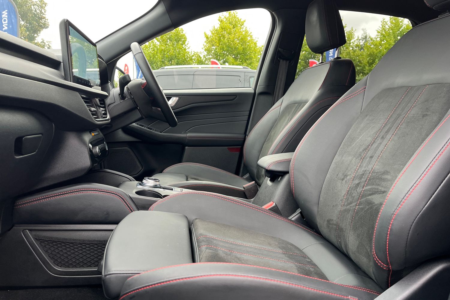 Ford KUGA Photo 18