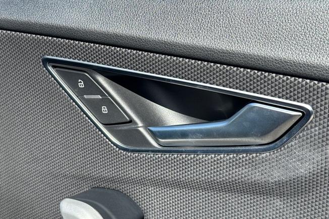 AUDI Q2 Photo 31