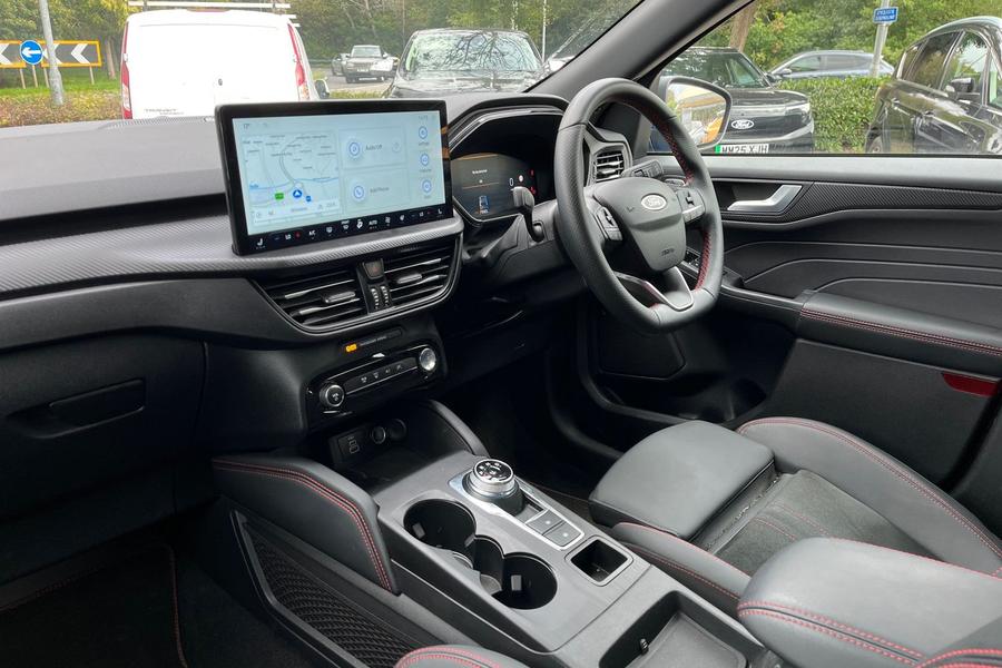 Ford Kuga Photo autoimg-abe55cb8bf0022fe68ee65c378ac7f80145c6d81.jpg