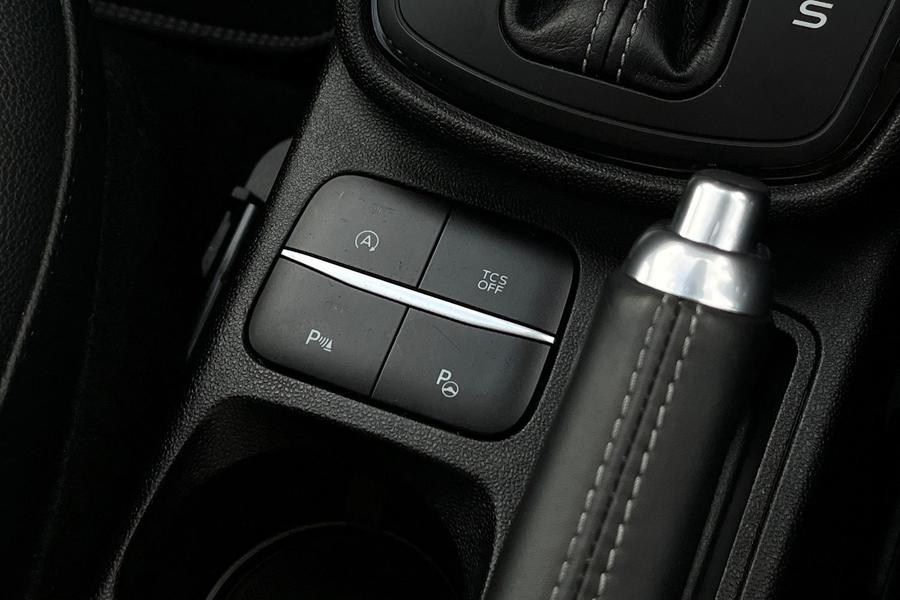 Ford Fiesta Photo autoimg-abebd7953adf4f1a9318497a73fd920d00f5a20c.jpg