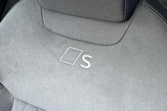 AUDI Q3 Photo 37