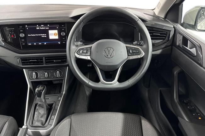 VOLKSWAGEN Polo Photo 11