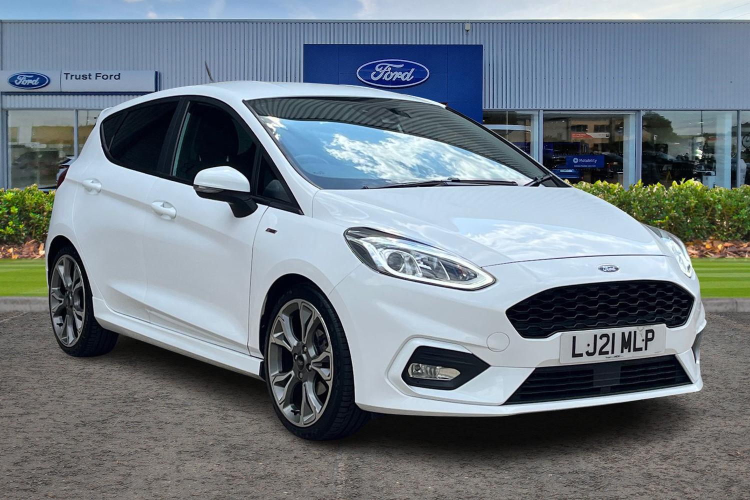 Ford Fiesta Photo 0