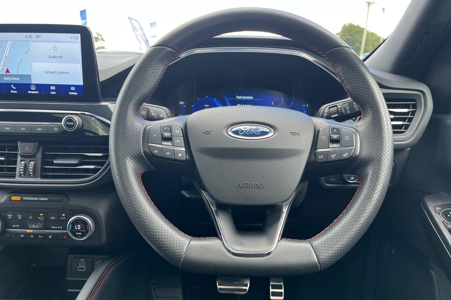 Ford KUGA Photo 11