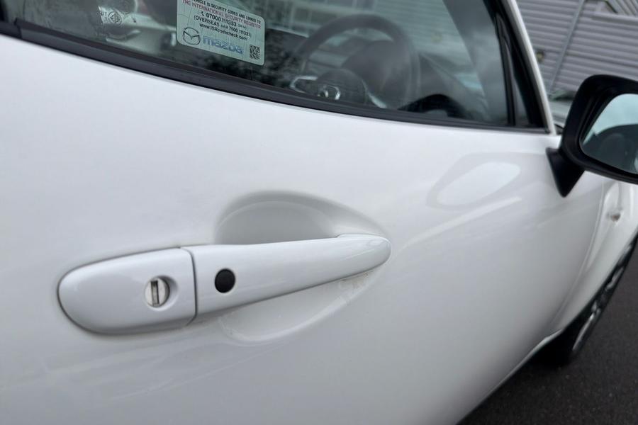 Mazda MX-5 Photo autoimg-abf1cad09798341d33a497a53fbb7b0d0179205c.jpg
